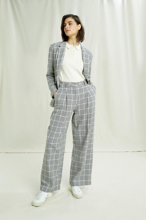 Moregoods.shopd5d58a1230 2